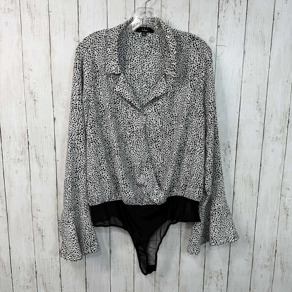 Lulus Women's Black & White Polka Dot Bodysuit Bell Sleeve Wrap Blouse Size XL